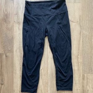 Athleta Crop black tights small